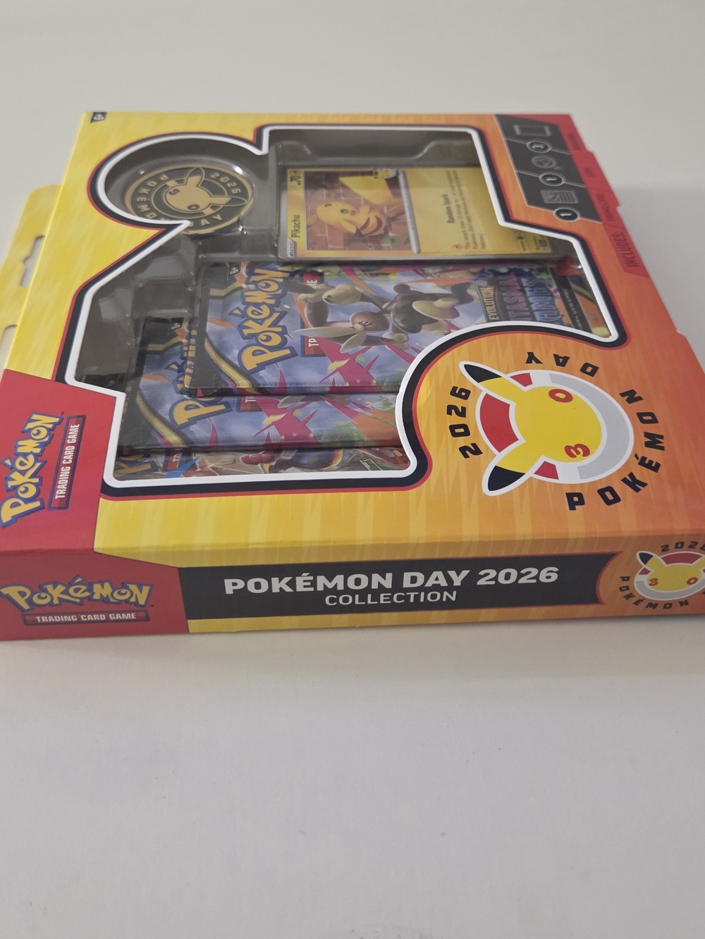 Pokémon Trading Card Game 2026 Pokémon Day Box Set Pikachu - Picture 4 of 6
